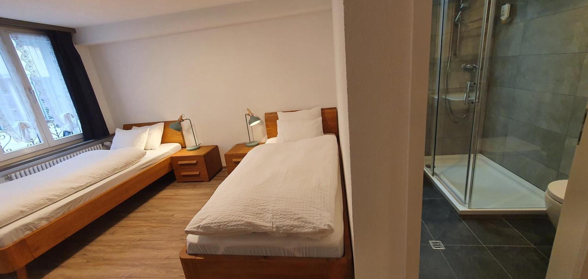 The Aarburg Hotel&café 2*