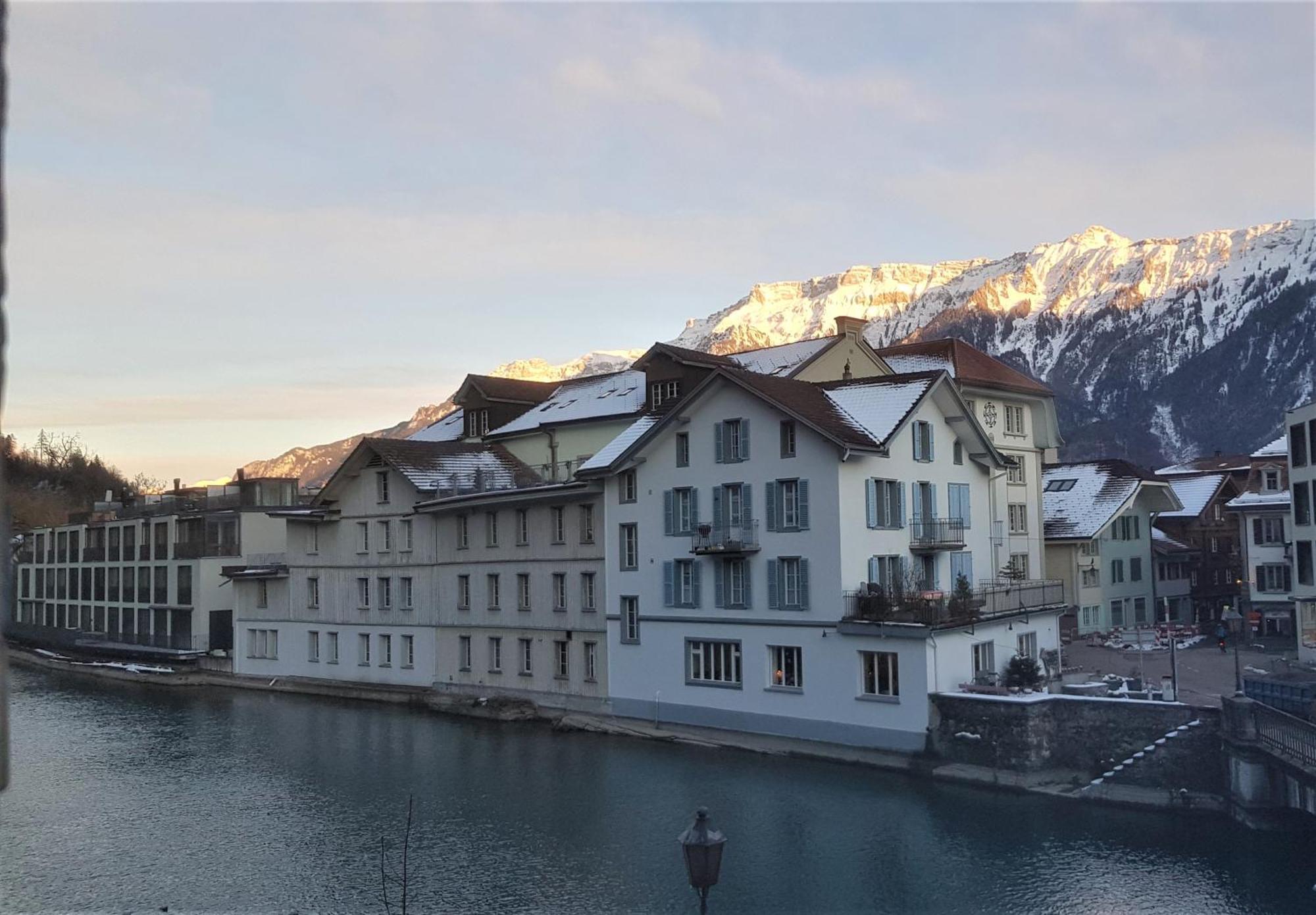 The Aarburg Hotel&café 2* Unterseen