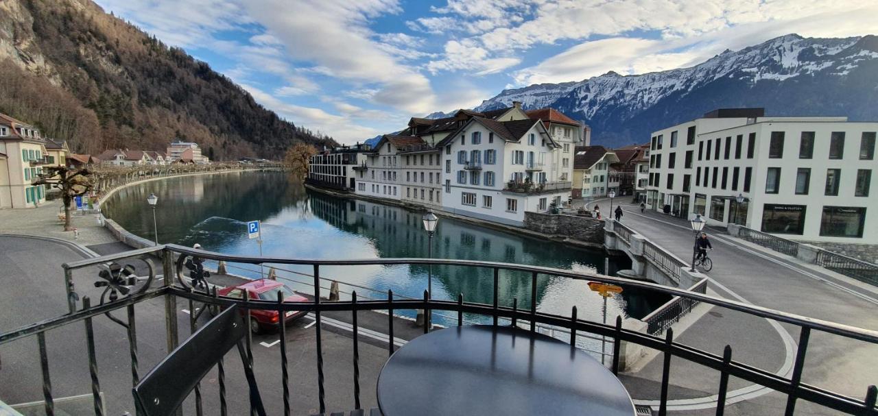 The Aarburg Hotel&café Hotel Unterseen
